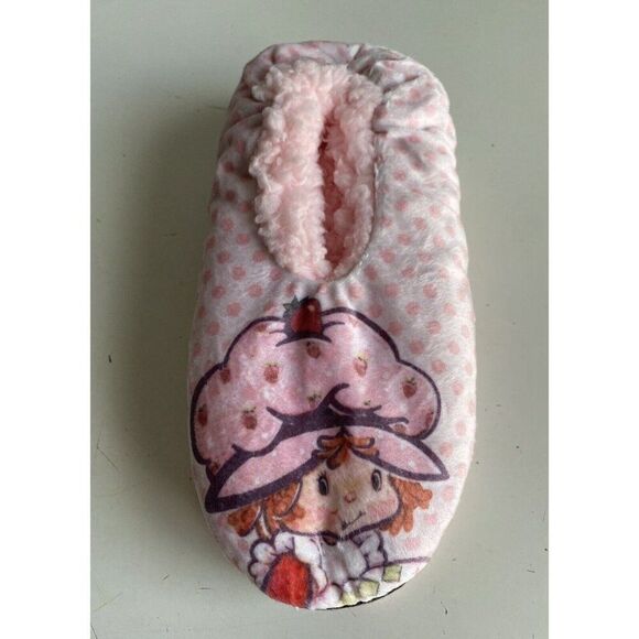 Fuzzy Babba Strawberry Shortcake Non Slip Slipper Socks Women’s Sz S/M 5.5-7.5 - Picture 10 of 14